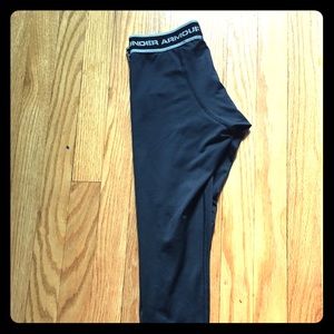 Under armor workout leggings in black